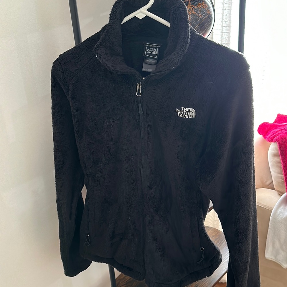 Women’s North Face fleece jacket
